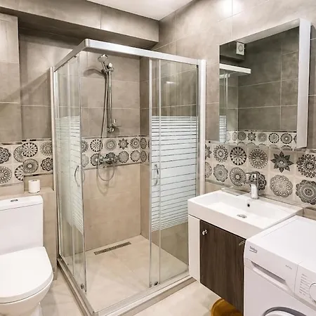 Cozy 1br Near Dentaprime W/ Free Parking * Warna